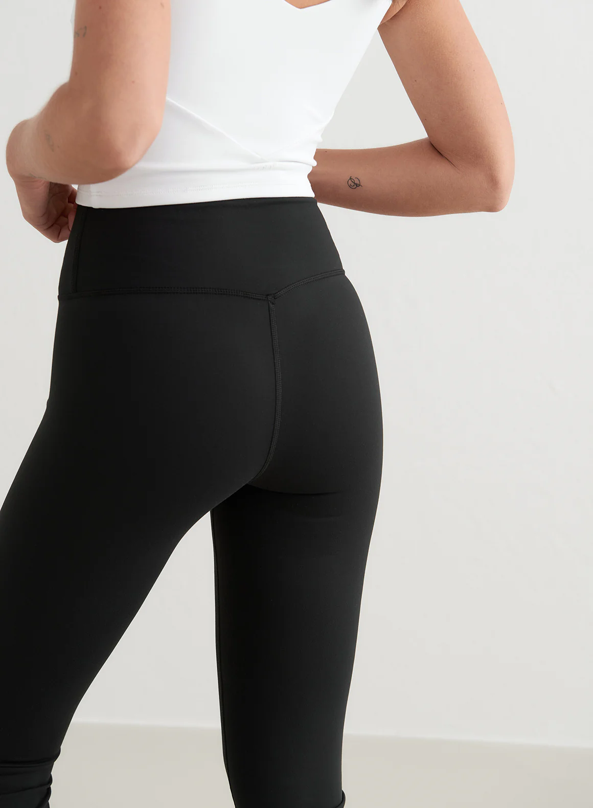 Black Sense Flare Tights - Image 123