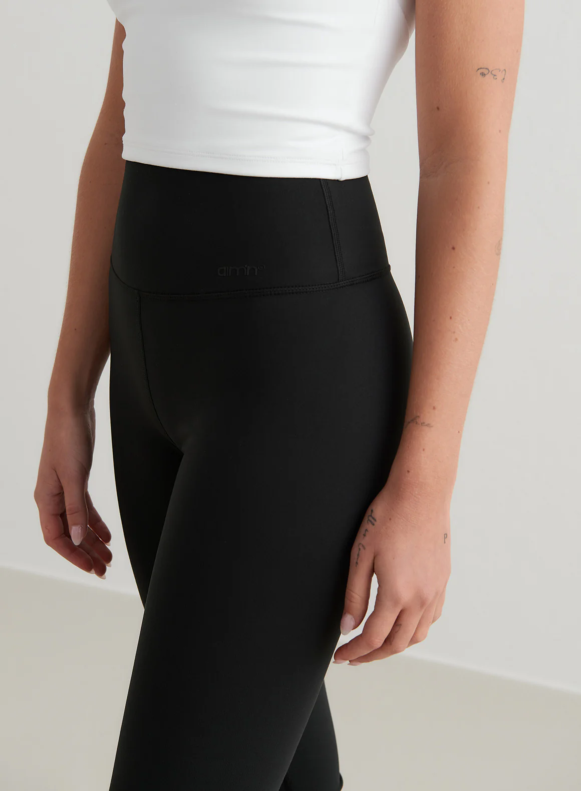 Black Sense Flare Tights - Image 78