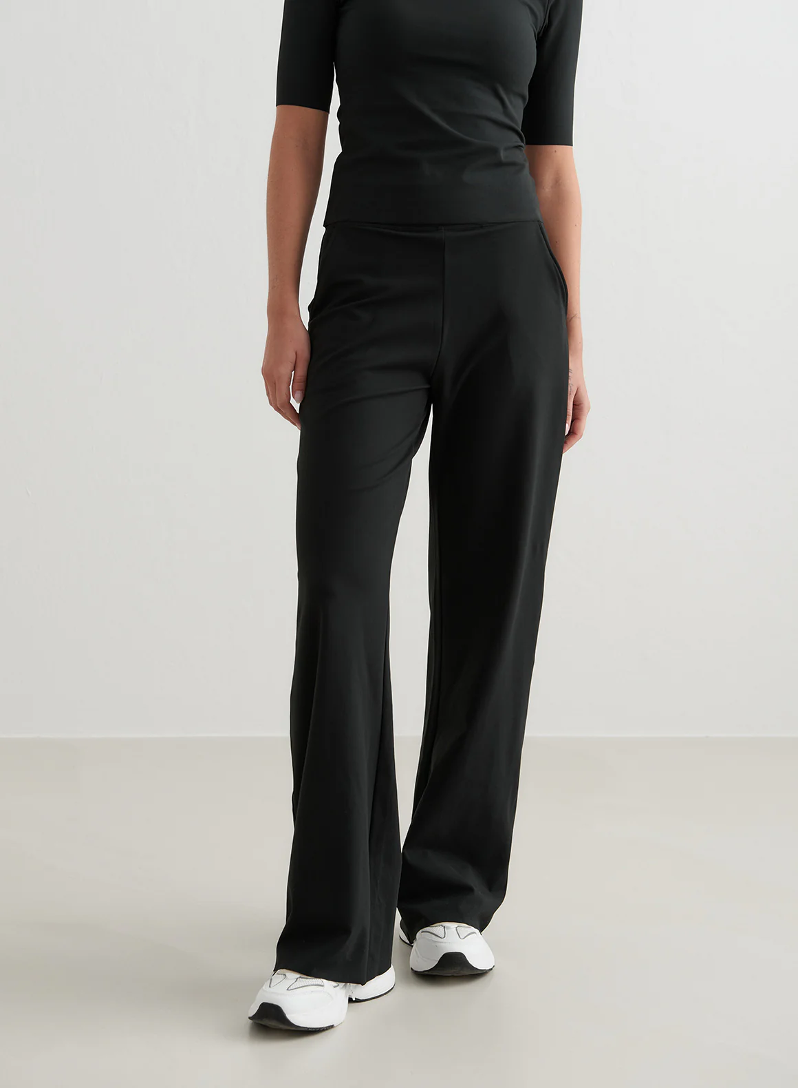 Black Sense Wide Pants - Image 34